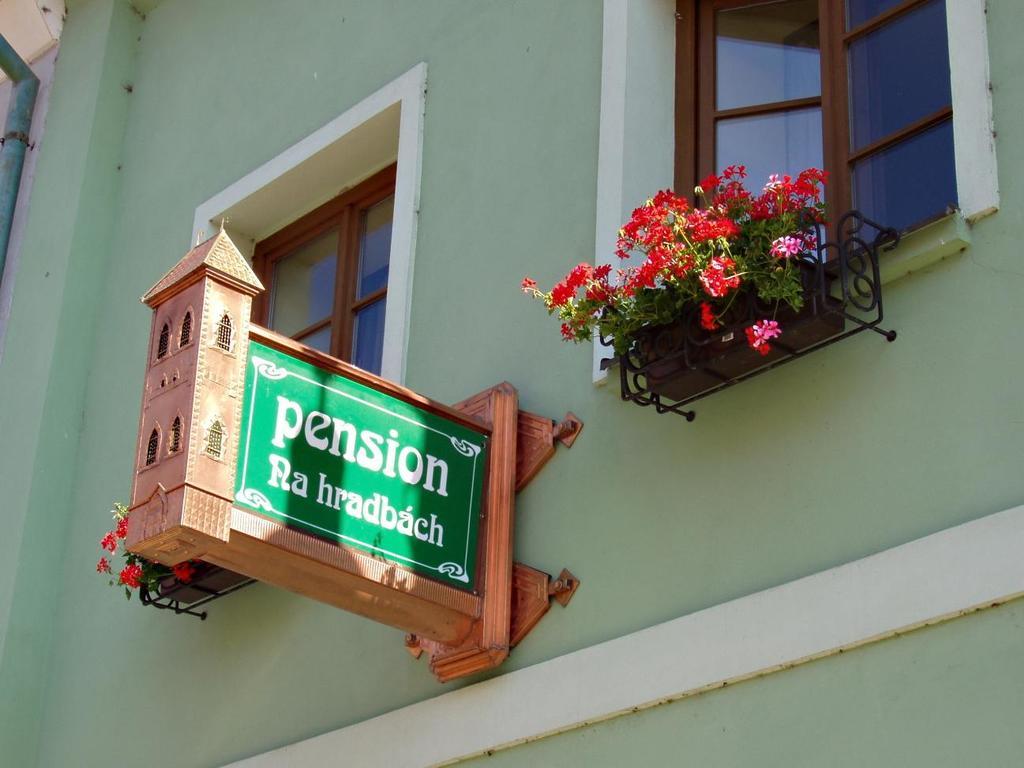 Penzion Na Hradbach Лоуни Экстерьер фото